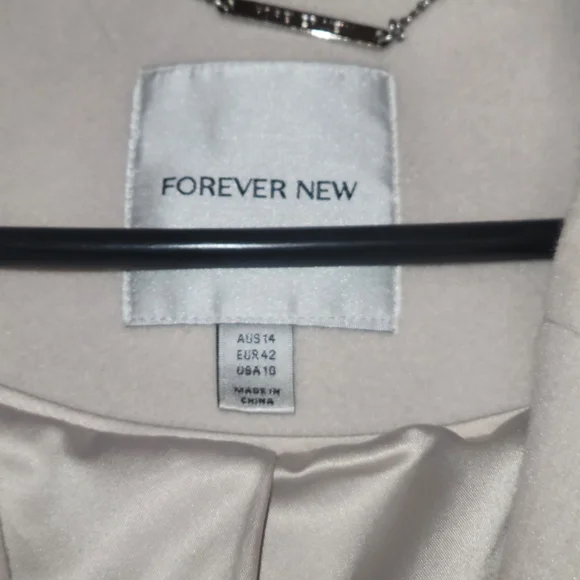 Ladies Size 14 Forever New Wool Blend Coat. - Picture 2 of 7